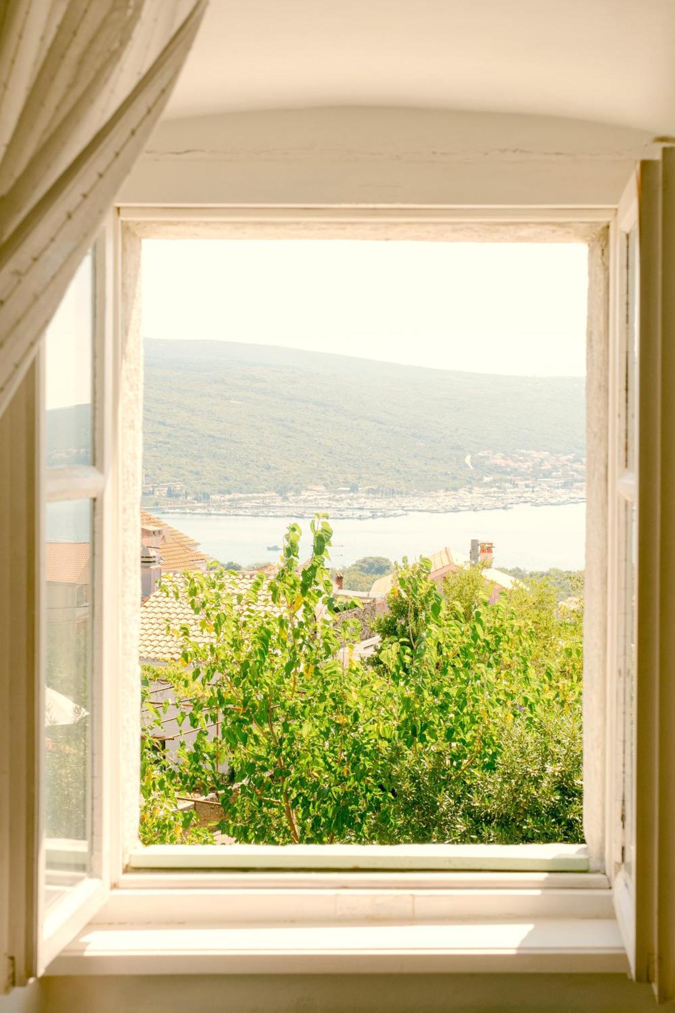 Apartment Pavi Romantic Stone House K13 Kornic