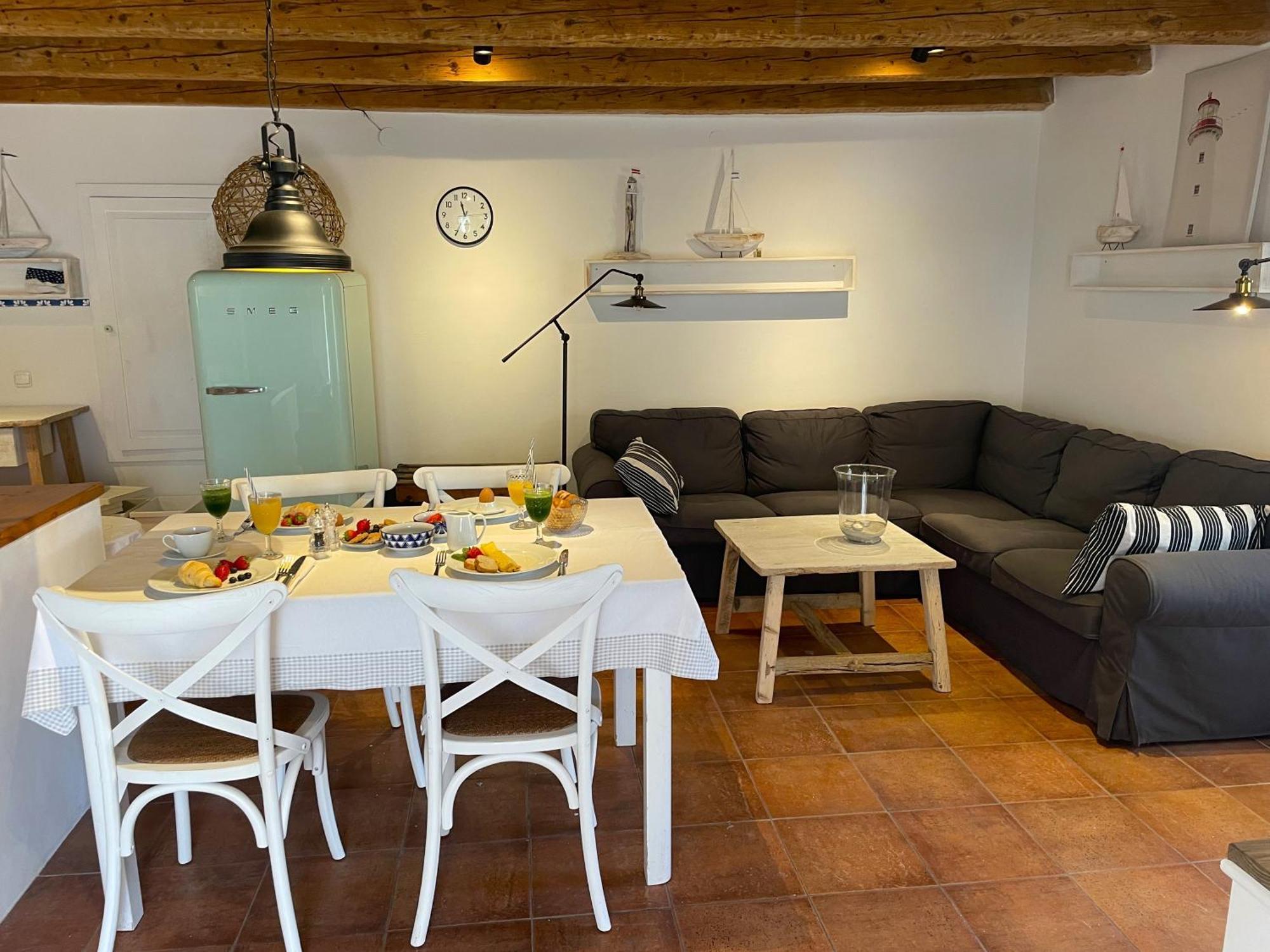 Pavi Romantic Stone House K13 *